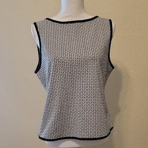 NWT Max Studio Black & White Geometric Sleeveless Knit Tank